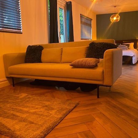 Cozy Cabin With Modern Comforts Wootton  Экстерьер фото